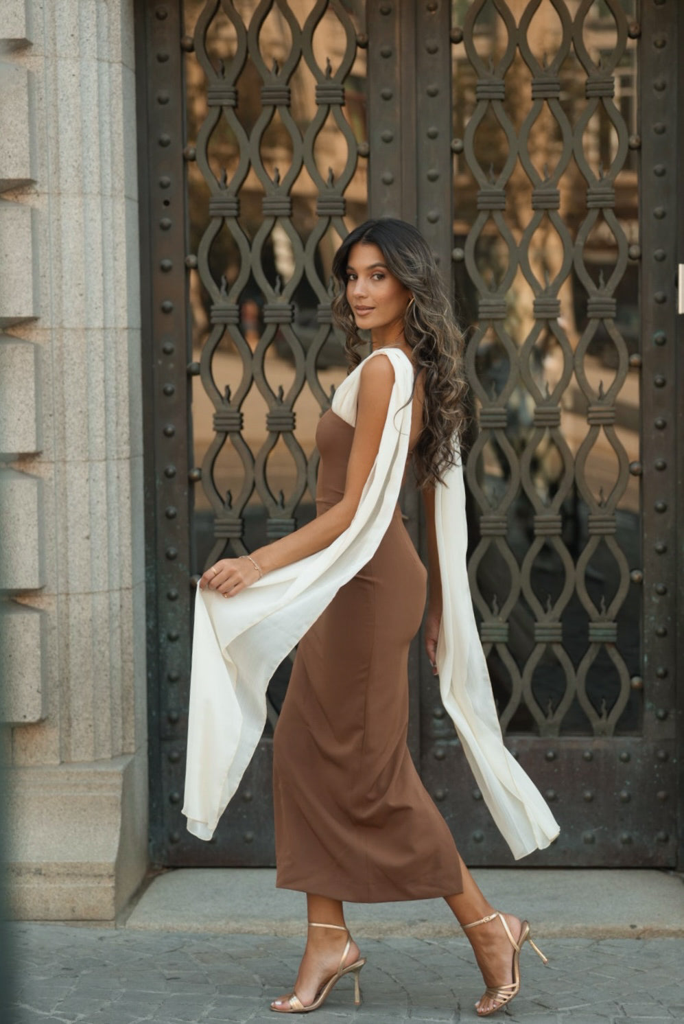 VESTIDO NICOLE MARRÓN