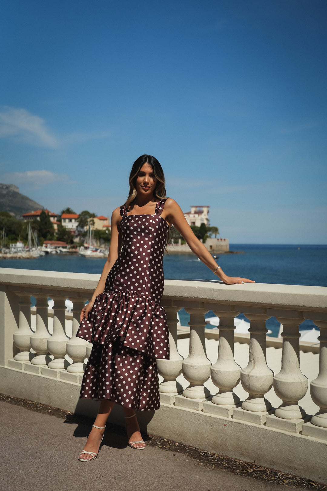 VESTIDO VULCANO LUNARES