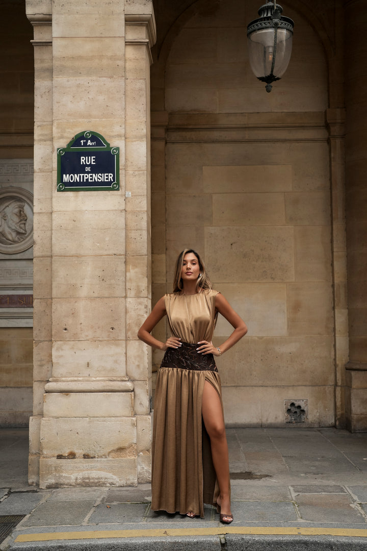 VESTIDO LOUVRE DORADO