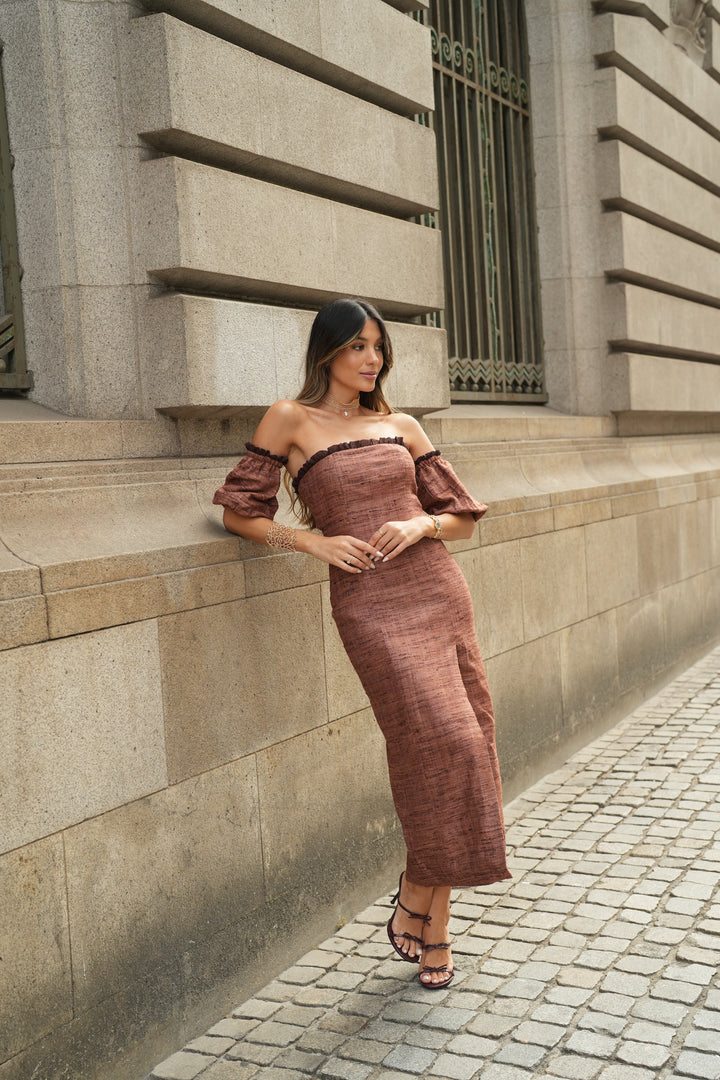 ROBE ÉMERAUDE SOIE MARRON