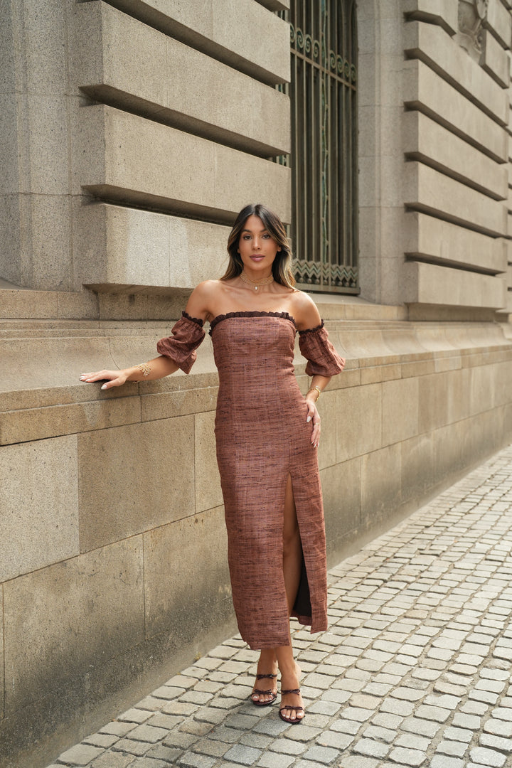 ROBE ÉMERAUDE SOIE MARRON