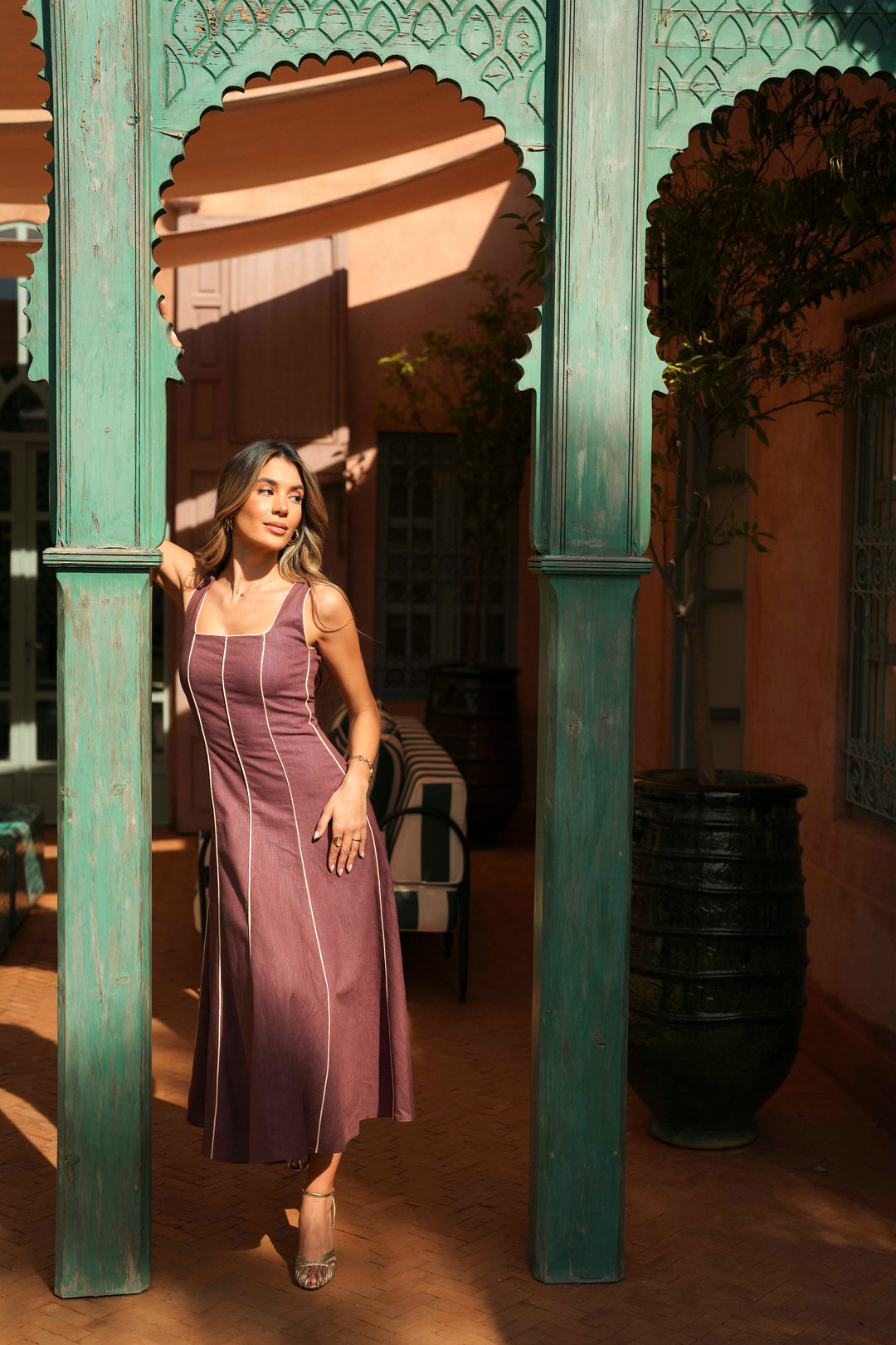 FLORA LINEN AUBERGINE DRESS