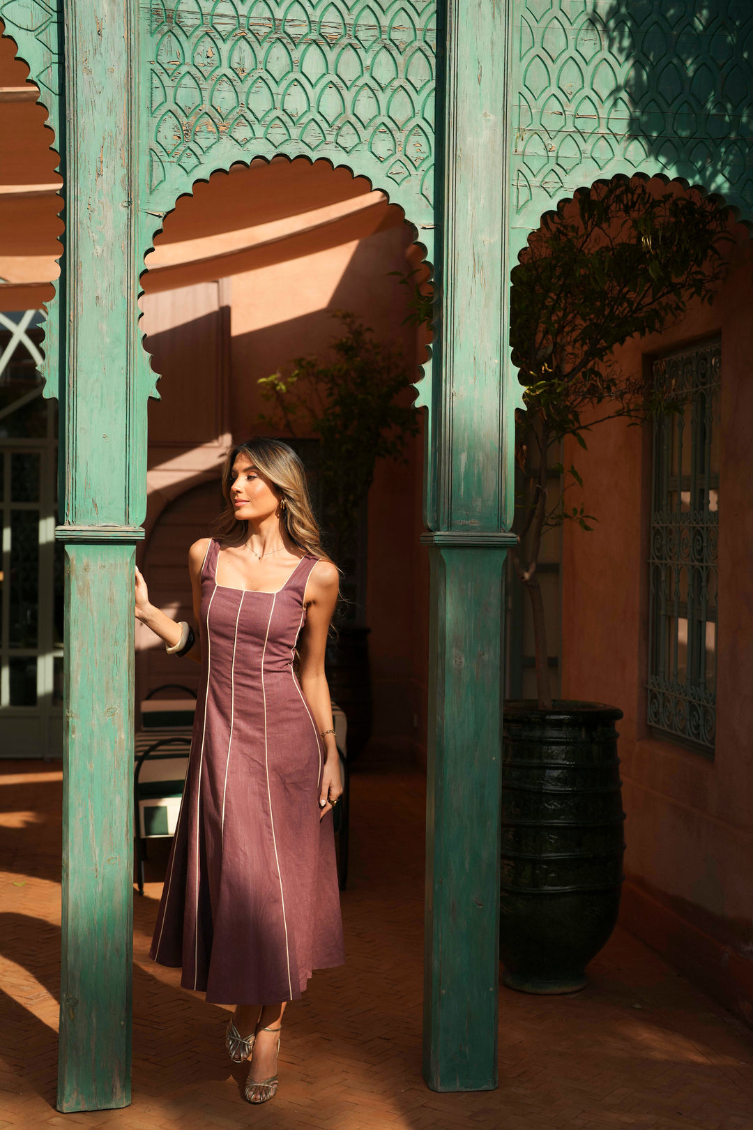 FLORA LINEN AUBERGINE DRESS