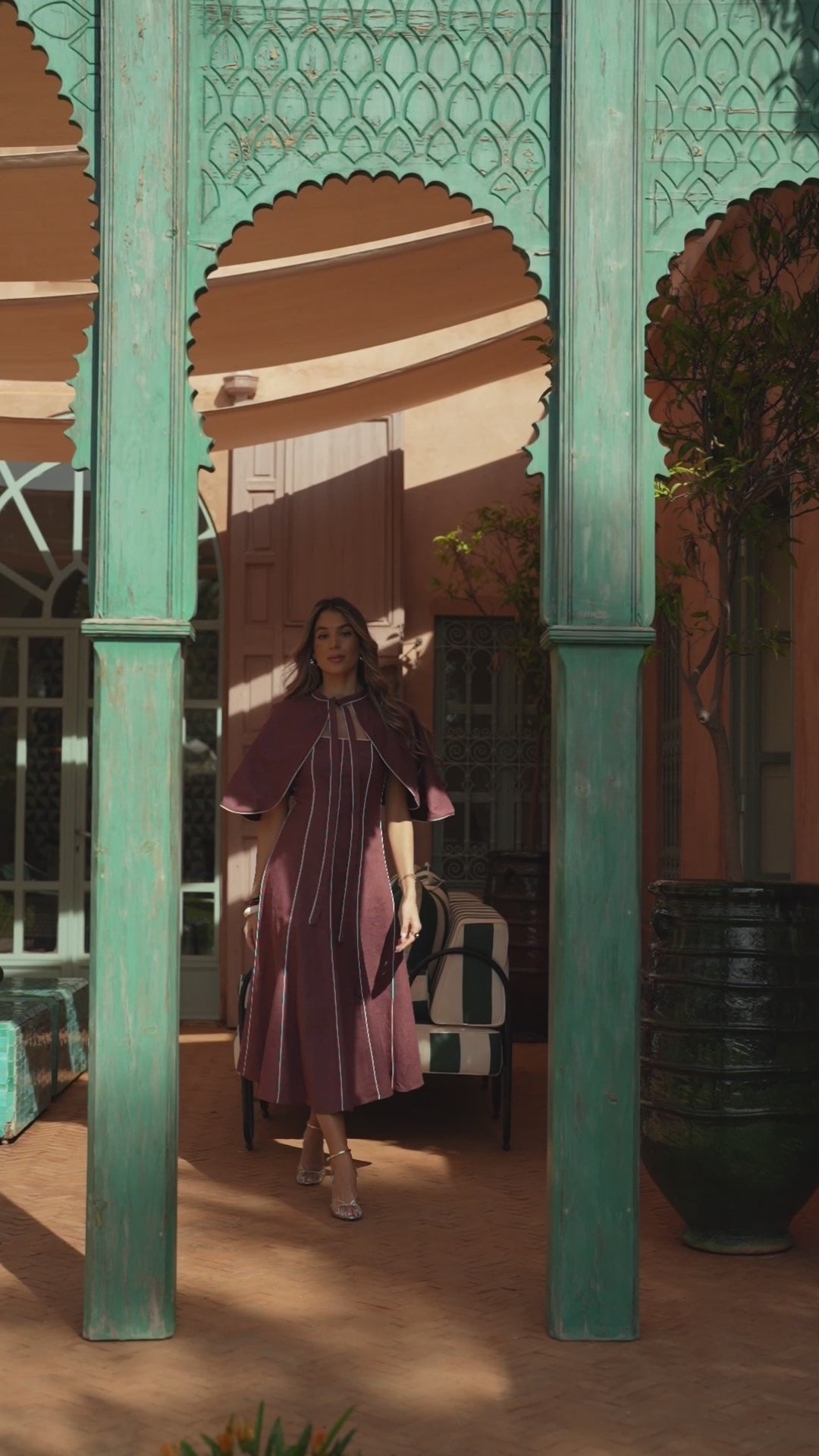 VESTIDO FLORA LINHO BERINJELA