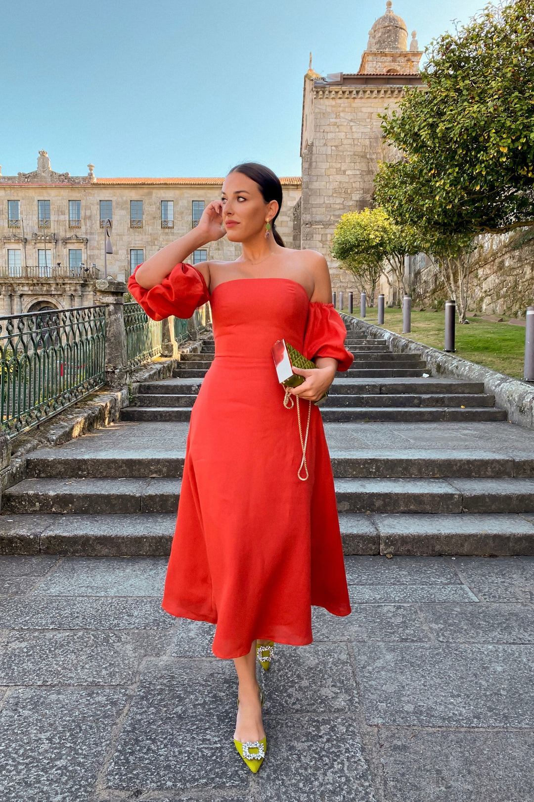 SINGAPORE LINEN DRESS – Güendolina SINGAPORE LINEN DRESS – Güendolina
